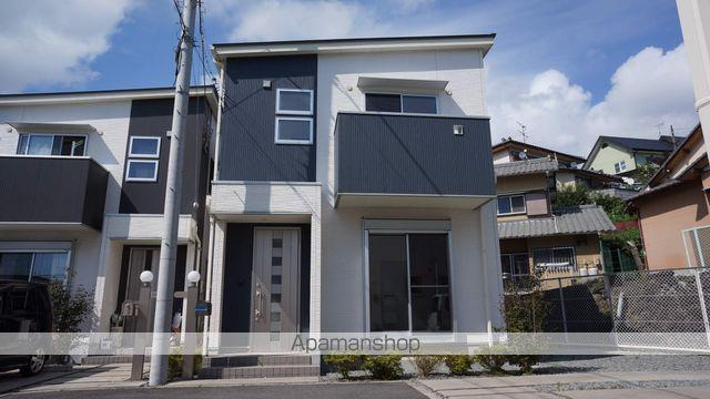 岳南電車 岳南原田駅 徒歩11分 2階建 築16年