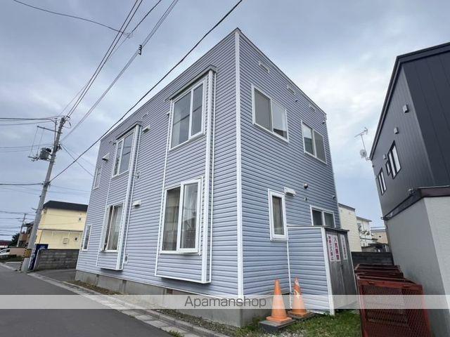 ホワイトハウス(2LDK/2階)