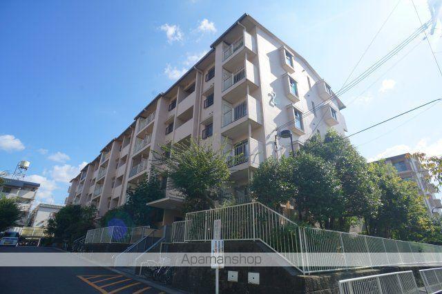 近鉄難波・奈良線 新大宮駅 徒歩14分  築48年(3LDK/3階)