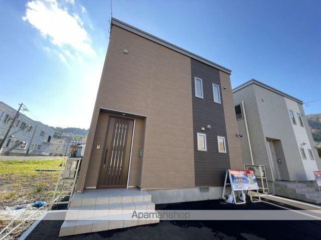 函館市電宝来谷地頭 谷地頭駅 徒歩4分 2階建 築4年