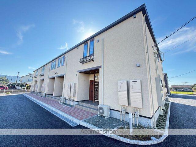 グランブルー八代 B