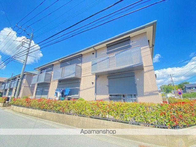 ラージヴィラ三番館