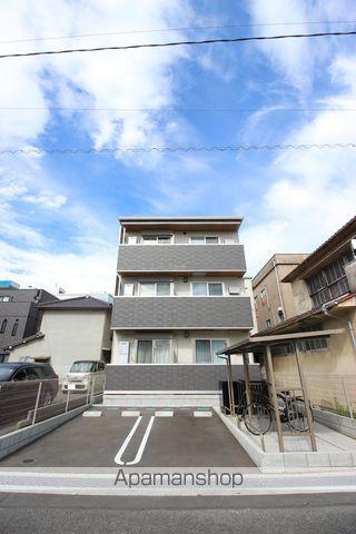 オリヴィエ西町