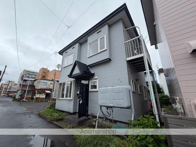 函館市電本線湯川線 中央病院前駅 徒歩8分 2階建 築37年