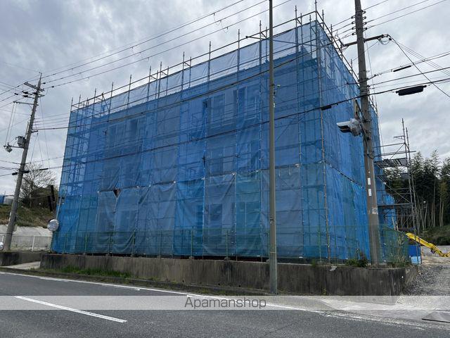 メゾン・ド・メグ湖南