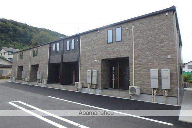 メゾン シュクレ[2階]