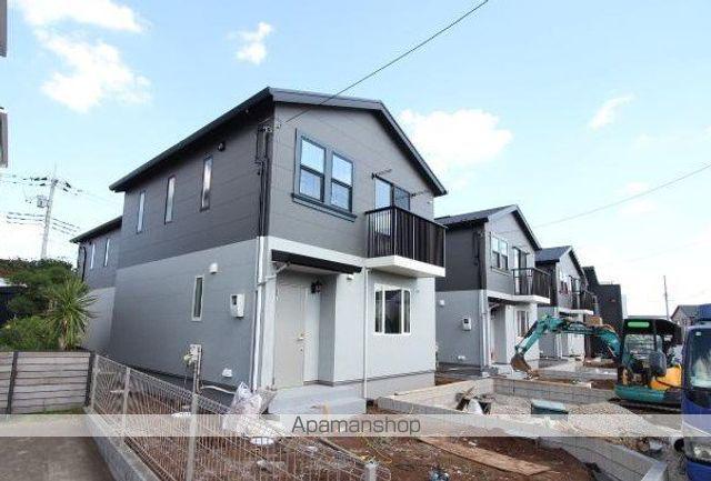 つくばエクスプレス 流山おおたかの森駅 徒歩16分  築2年(3LDK)