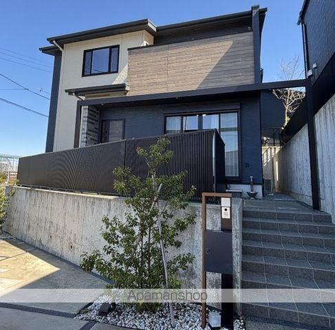 つくばエクスプレス 流山おおたかの森駅 徒歩14分  築5年(3LDK)