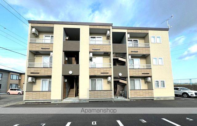 北海道帯広市 3階建 築3年