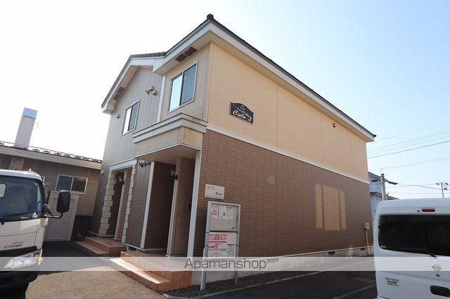 北海道苫小牧市三光町2丁目の建物