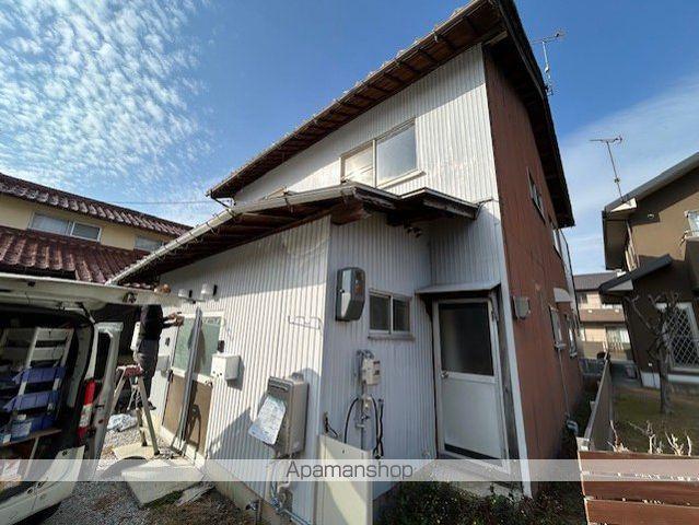 滋賀県長浜市 2階建 築37年