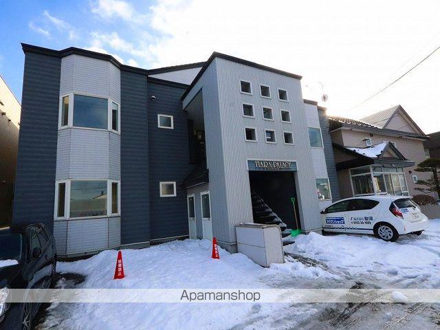 ティアラパレス