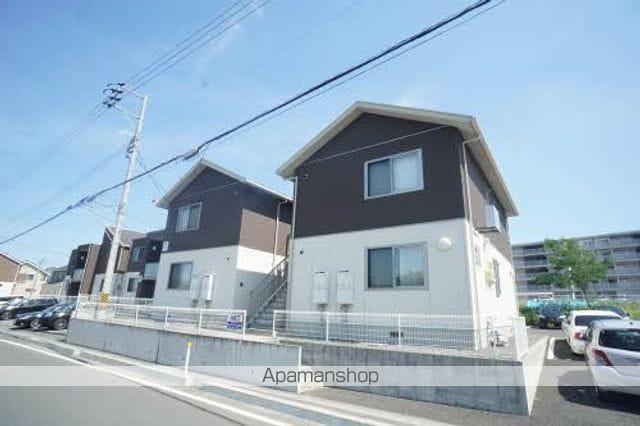 クレストおいけ