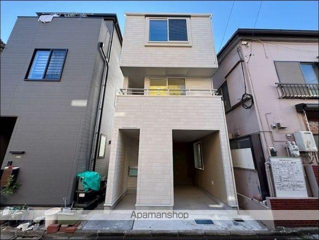 東京地下鉄丸ノ内線 新高円寺駅 徒歩11分 3階建 築1年