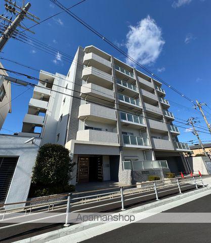 アドニス・アビコ