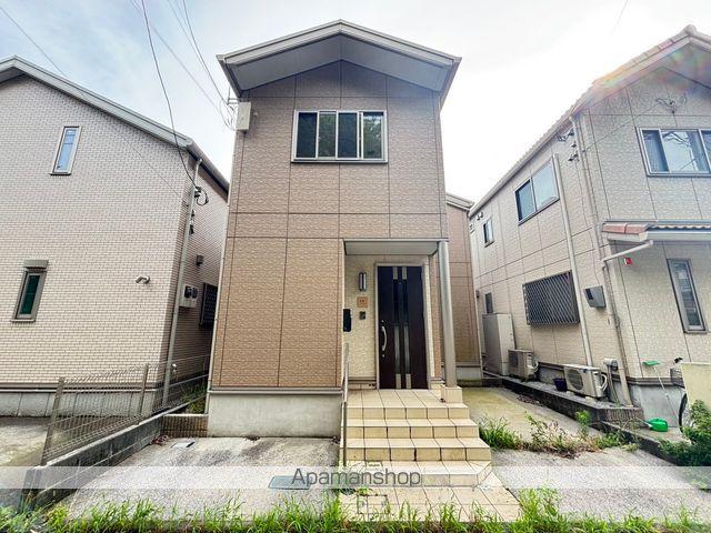 神奈川県横浜市鶴見区 2階建 築16年