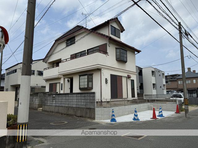 鹿児島本線 古賀駅 徒歩14分  築40年(4LDK)