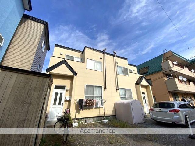 中島町2番1棟2戸(2LDK/1階)