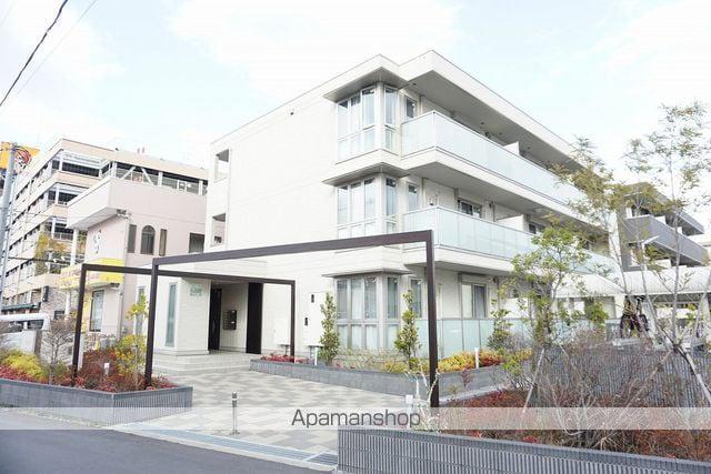 D-ROOMTODA FRONT COURT A