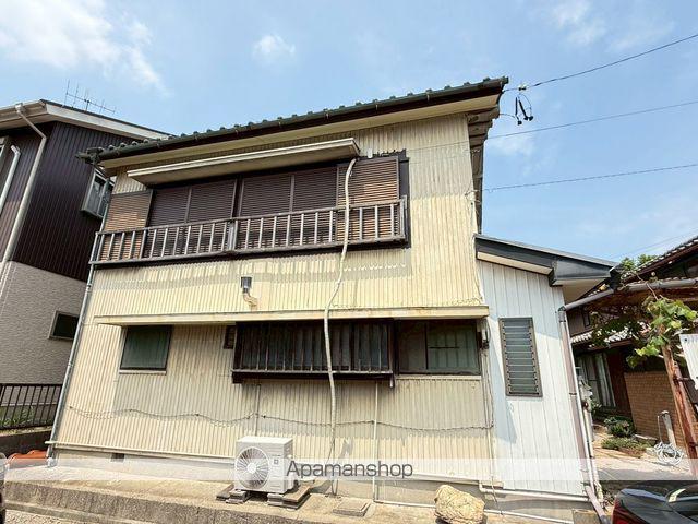 愛知県半田市成岩本町4丁目の戸建賃貸