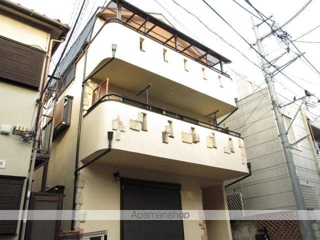 東京地下鉄丸ノ内線 中野坂上駅 徒歩9分 3階建 築26年