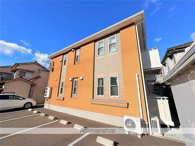 ファミーユ南材