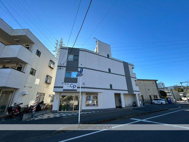 クリエイティブ・カーサ