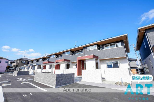 アヴェンセ B棟