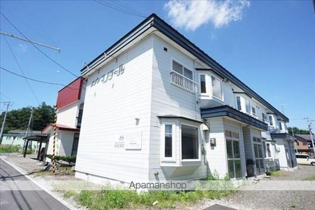 メゾンマノワール