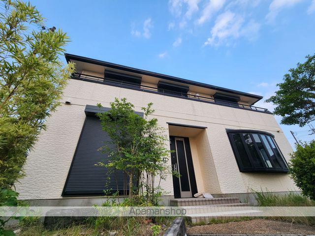 兵庫県三木市 2階建 築30年