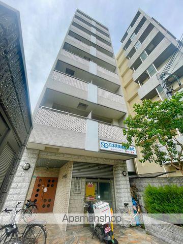 ラシーヌ背戸口