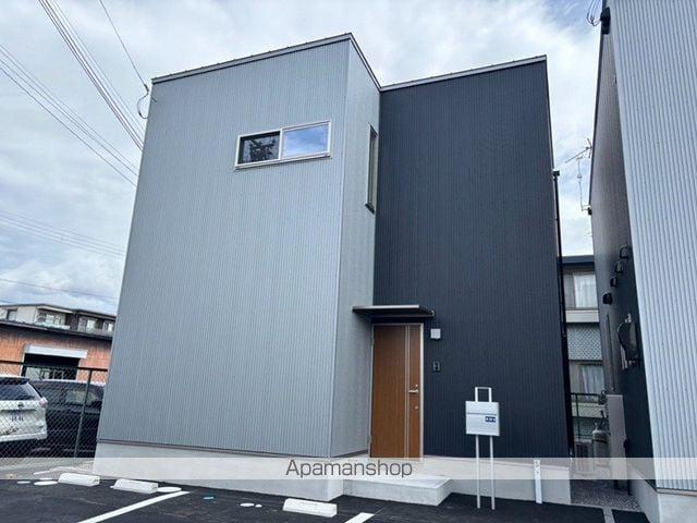 東海道本線 近江八幡駅 徒歩15分 2階建 築1年