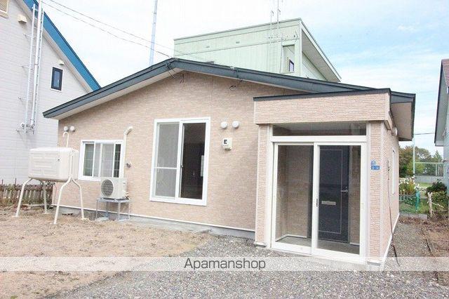 北海道恵庭市中島町1丁目の戸建賃貸