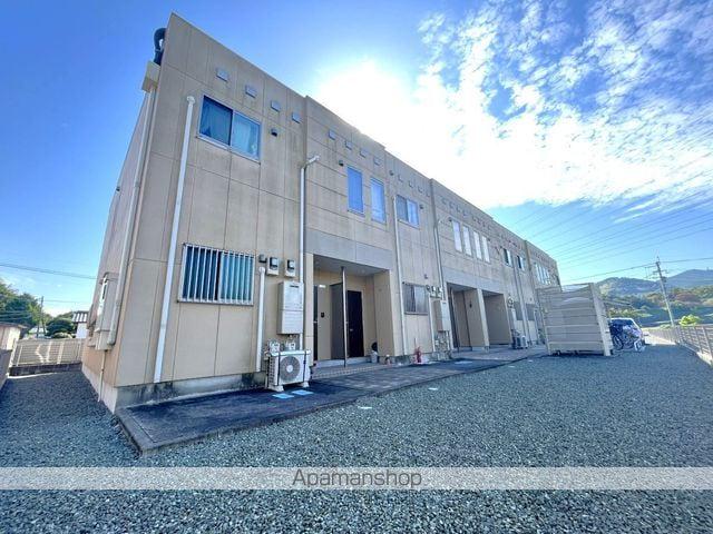 サンタプレイス