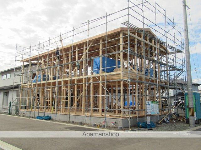 アヴニール向中野Ⅱ