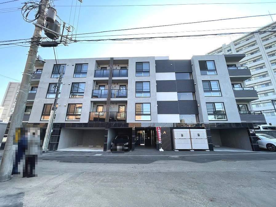 アルファスクエア福住2条