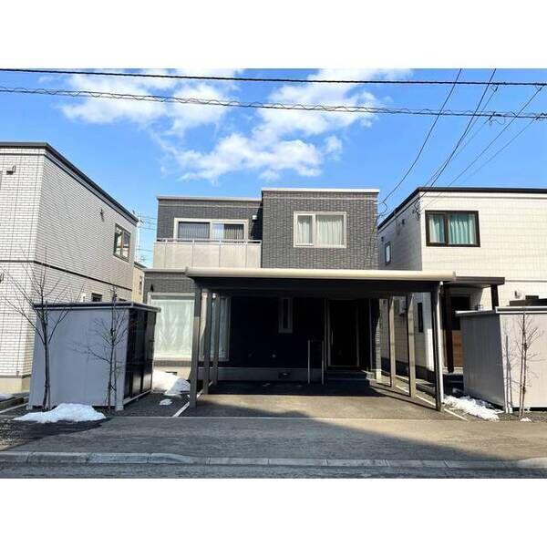 札幌市軌道線 西線１１条駅 徒歩13分  築5年(5LDK)