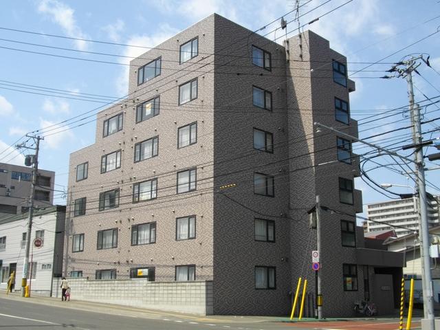 ブルースカイ月寒