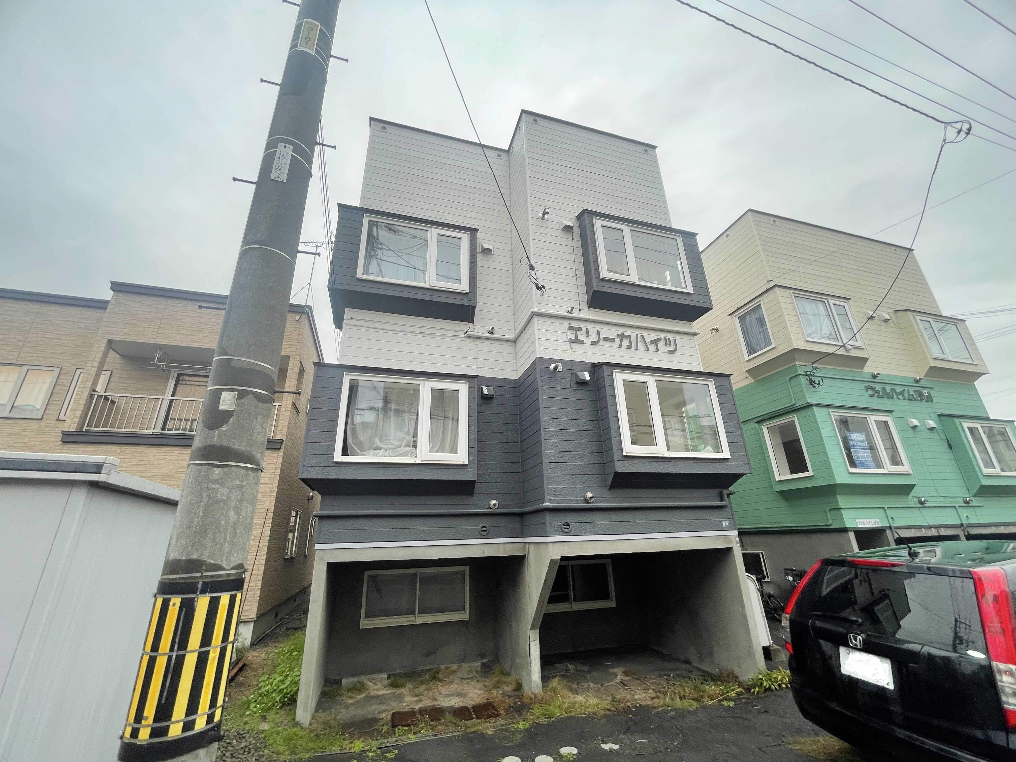 エリーカハイツ