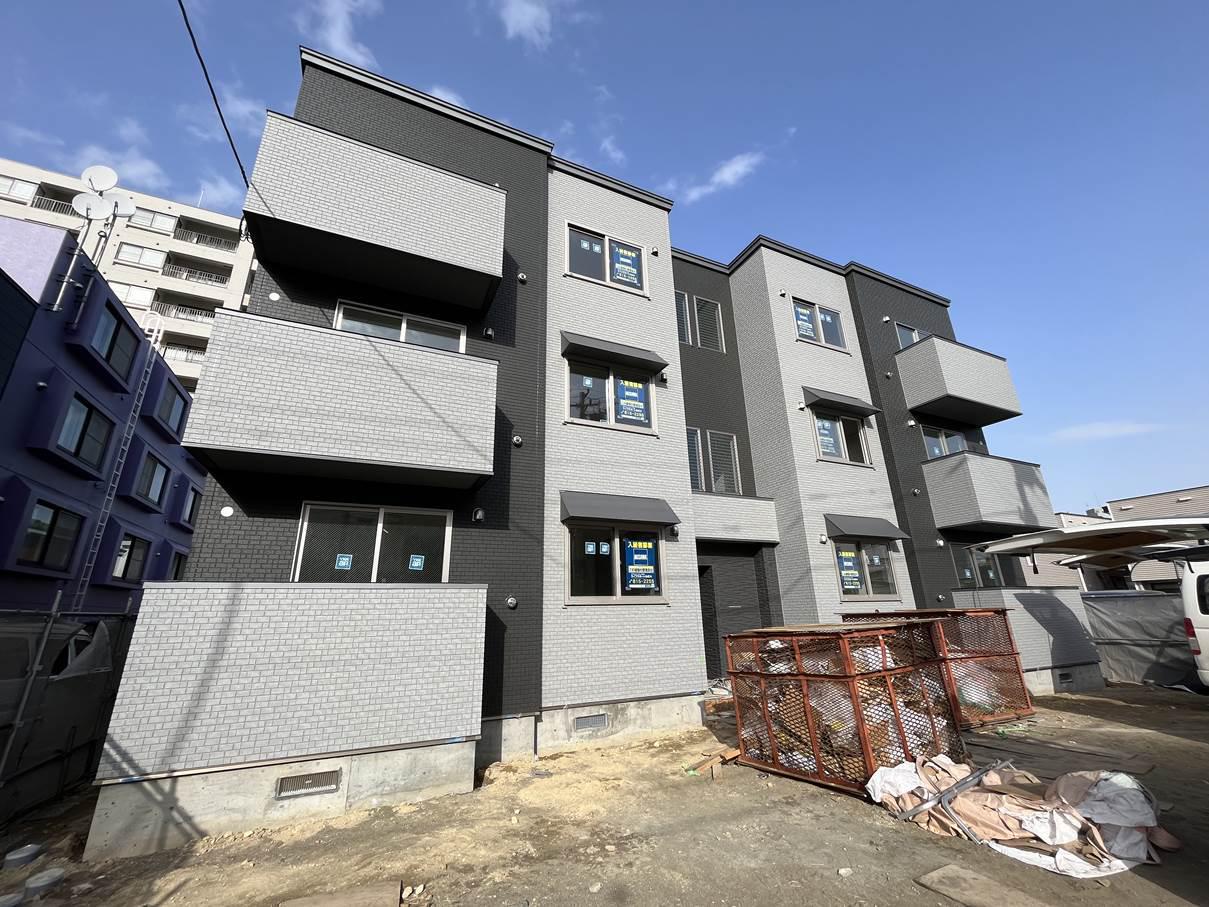 ザ・クラス学園前