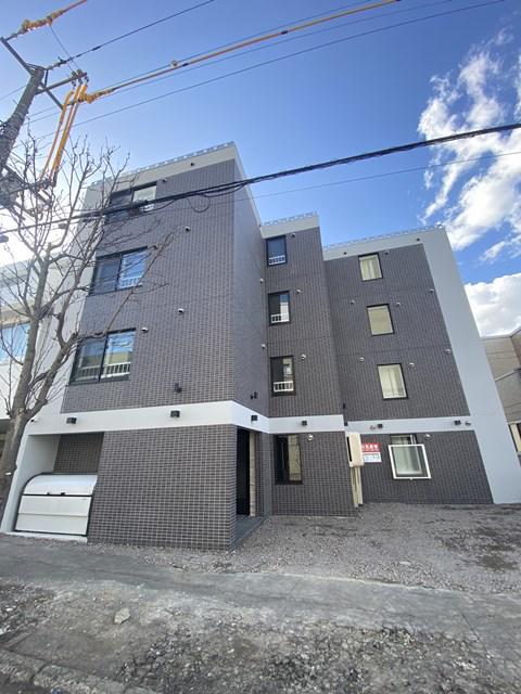 MAISON KAMUY 本郷通