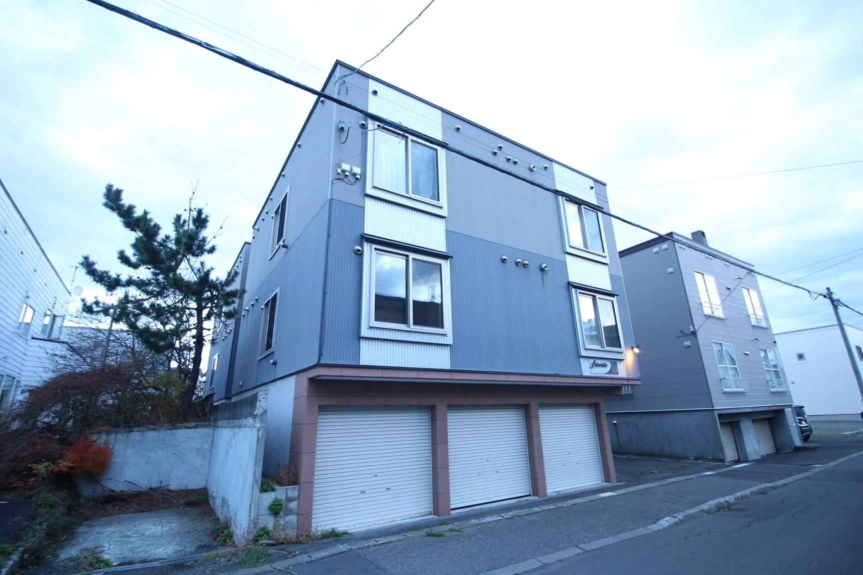 アドラブール元町