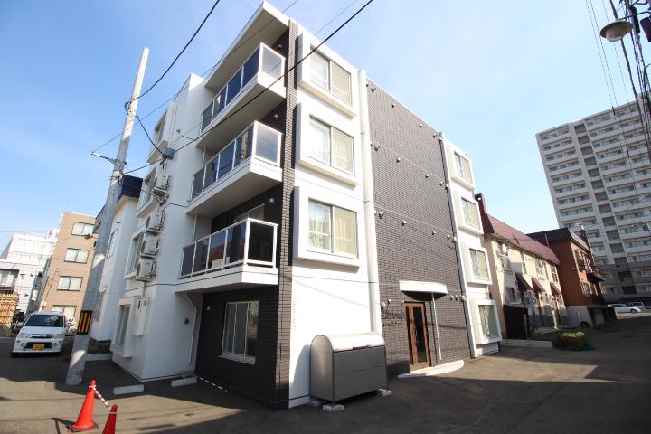 シュヴァルツヴァイス(1K/4階)