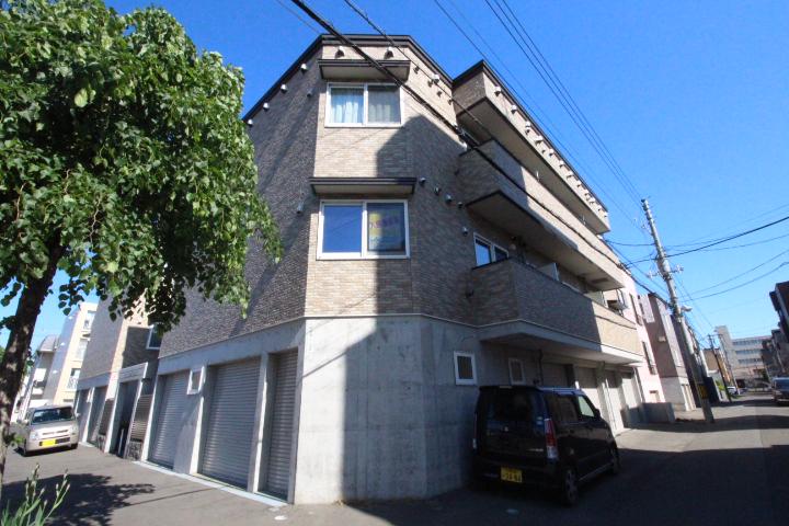 パストラル麻生東 B棟