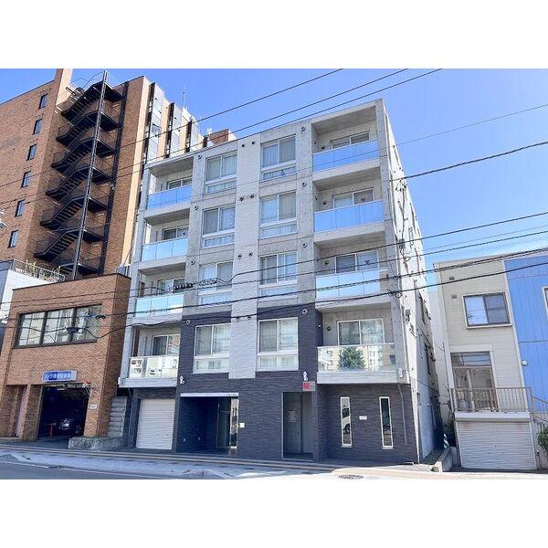 センテナリオL175