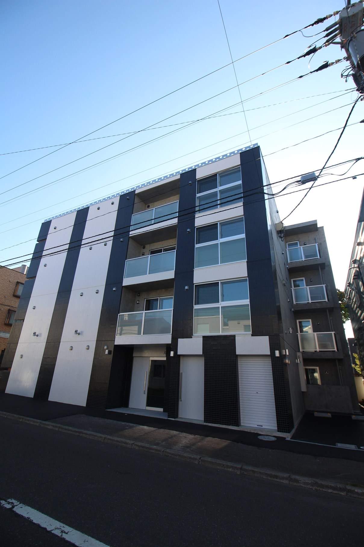 北海道札幌市中央区南五条西16丁目の建物