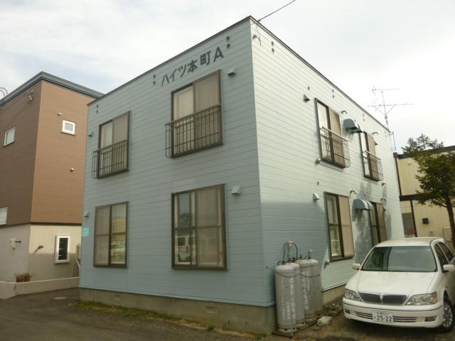 ハイツ本町A