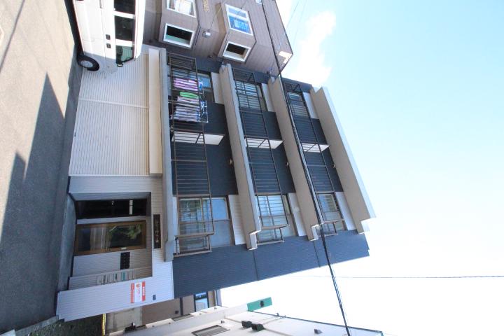 ニュー・セリーヌ