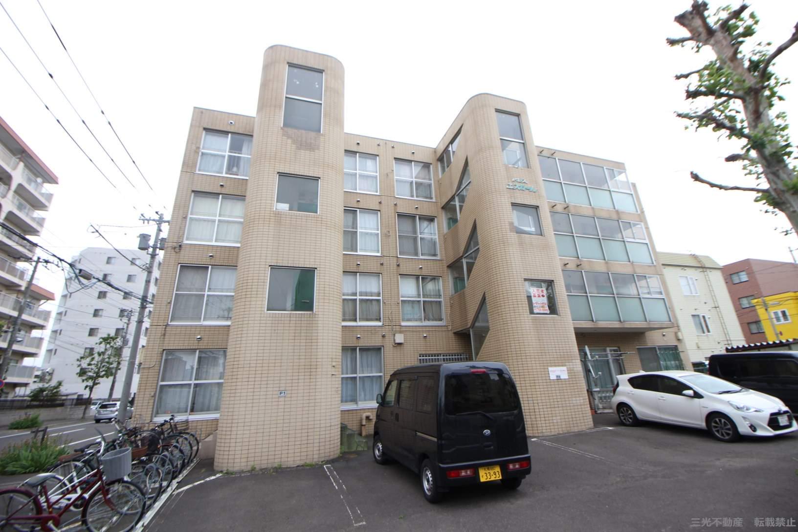 パレスエスカール