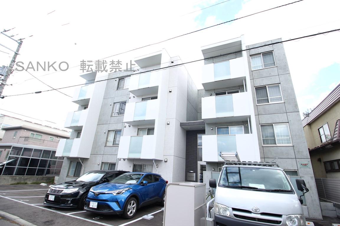 KING HOUSE KANJYODORI HIGASHIキン